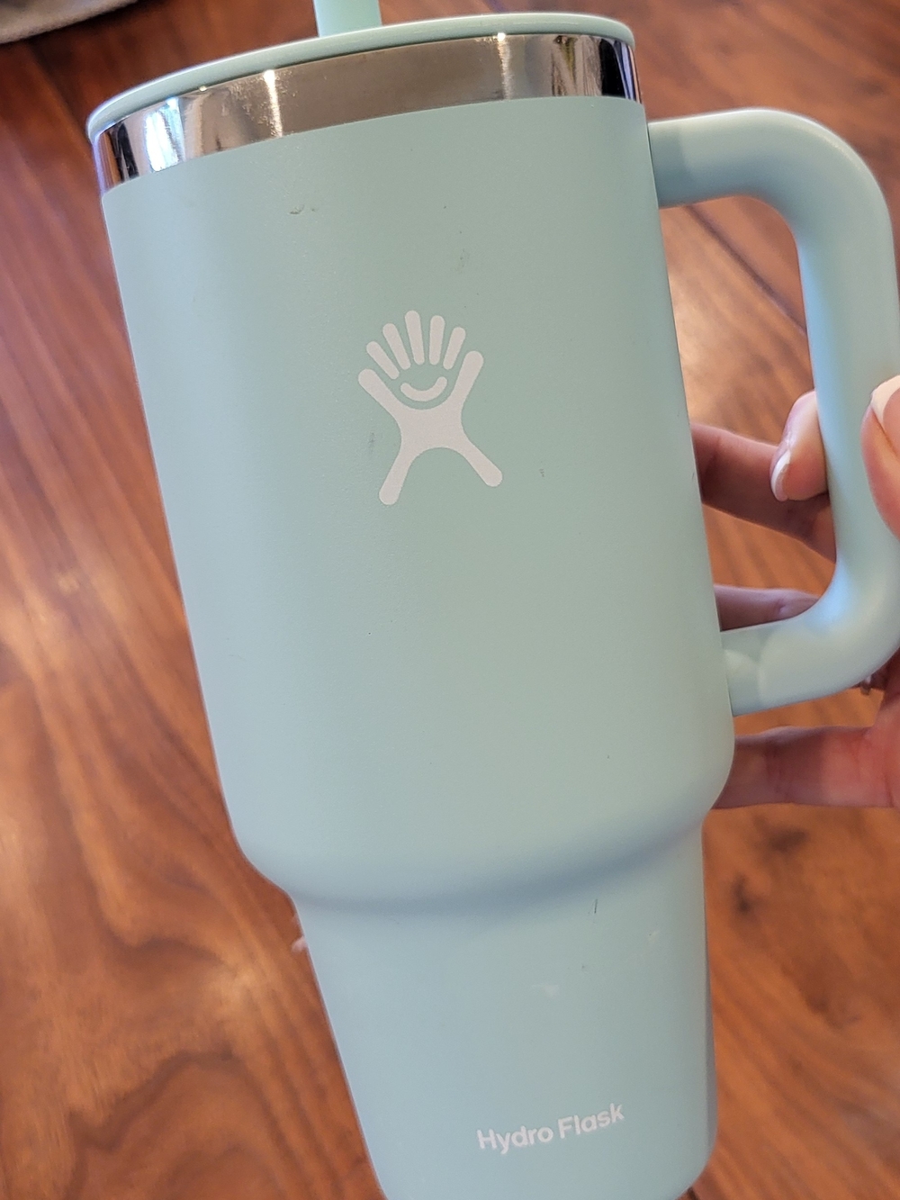 Hydro Flask Pale Teal Insulated Bottle Cap Detail